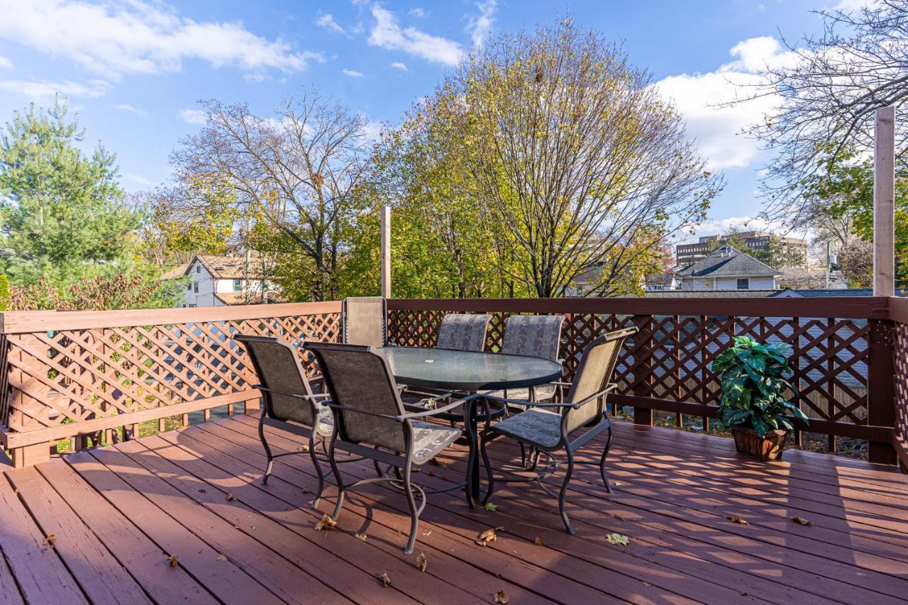 H2 1 Bedroom Downtown Stamford Exterior foto